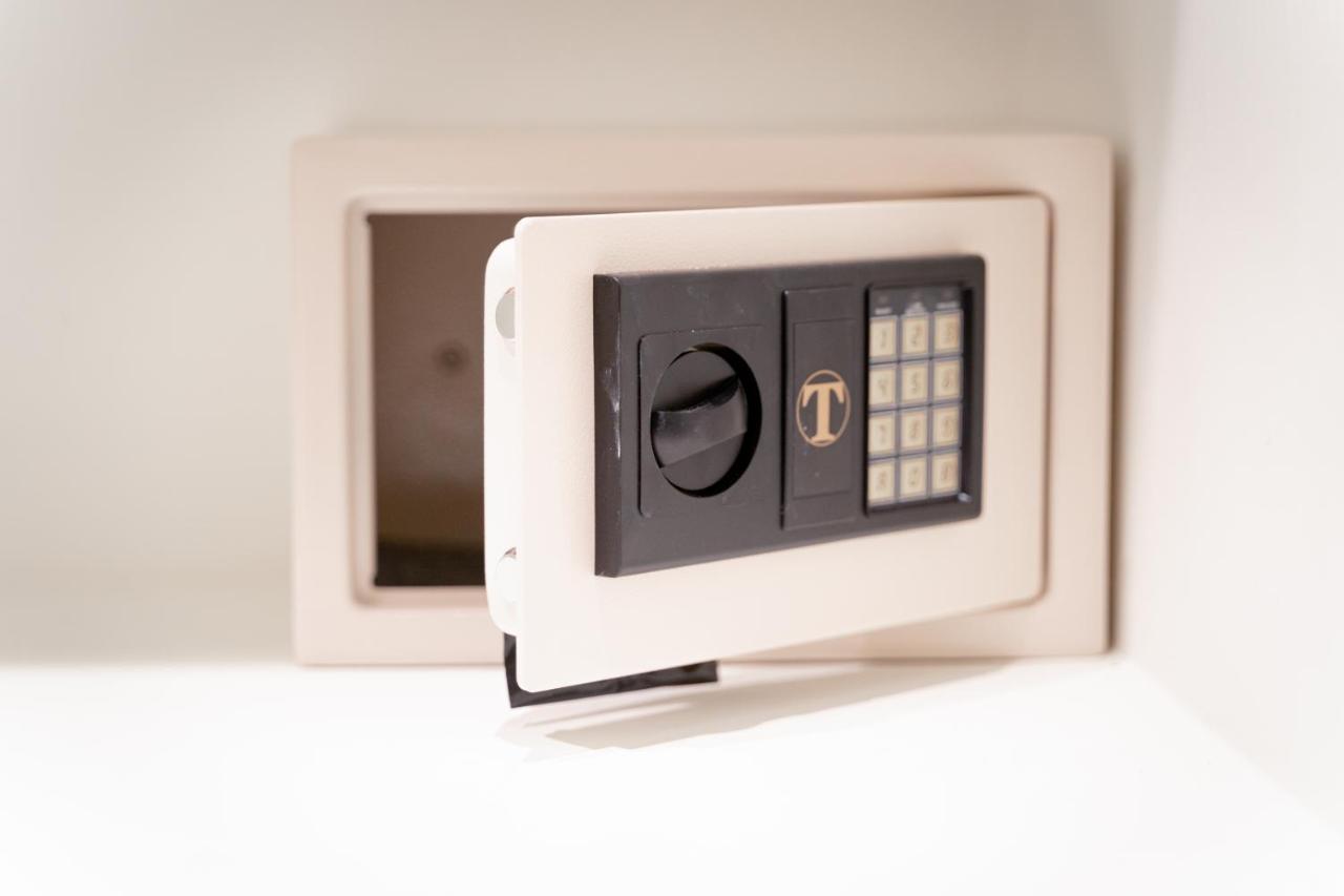 Camera Matrimoniale con Letto Supplementare