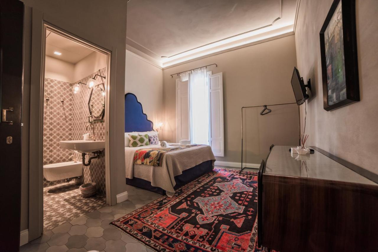 Deluxe Double Room with Balcony,608889384:JPEG