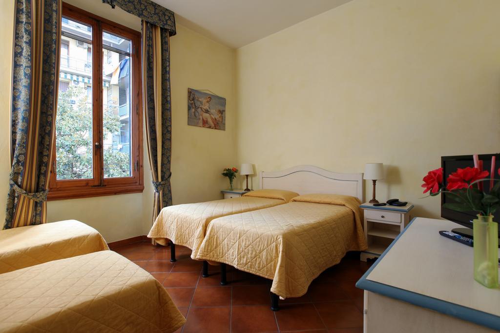 Quadruple Room,1209491500:JPEG