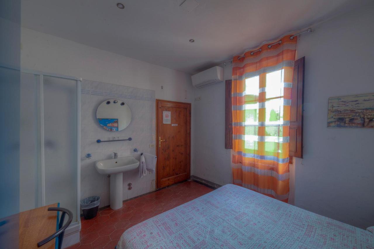 Double Room Shared Toilet