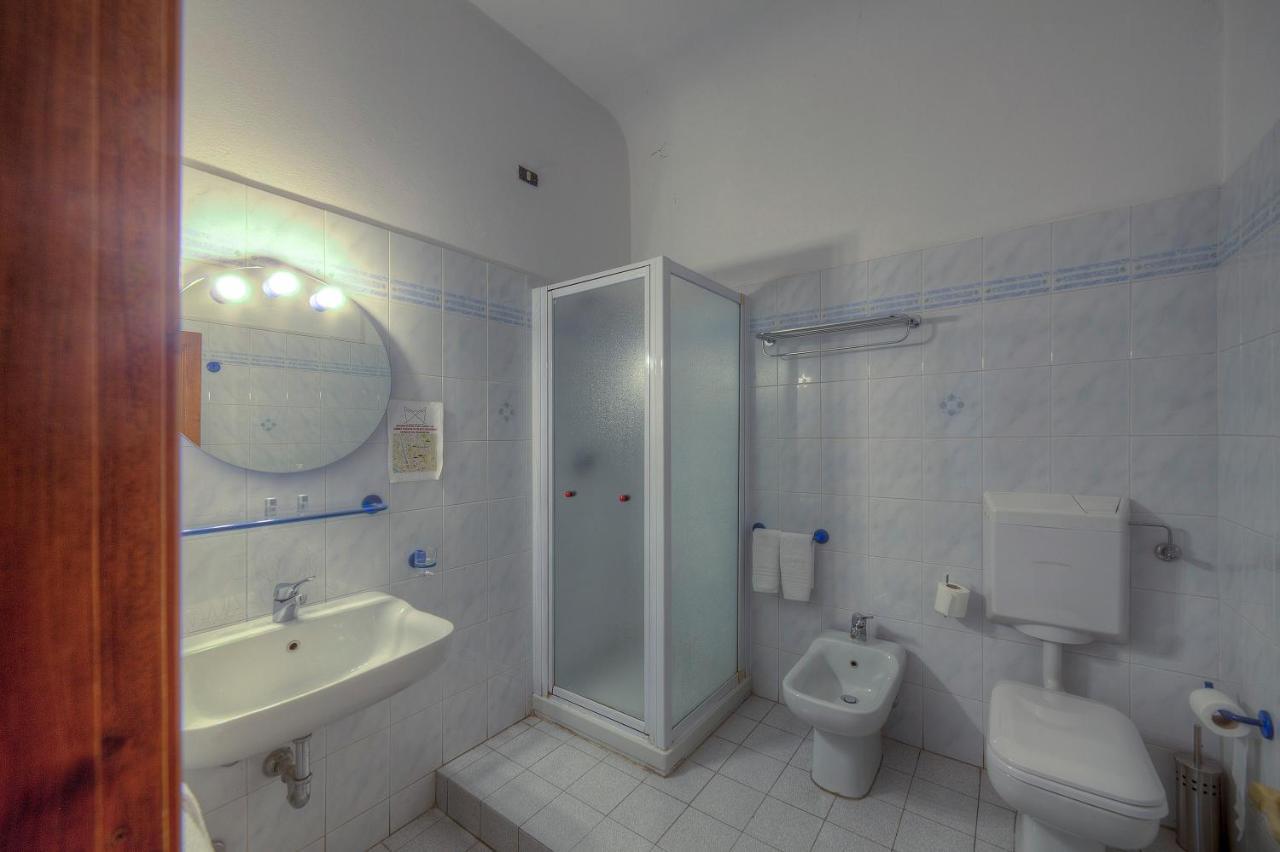 Quadruple Room Private Bathroom