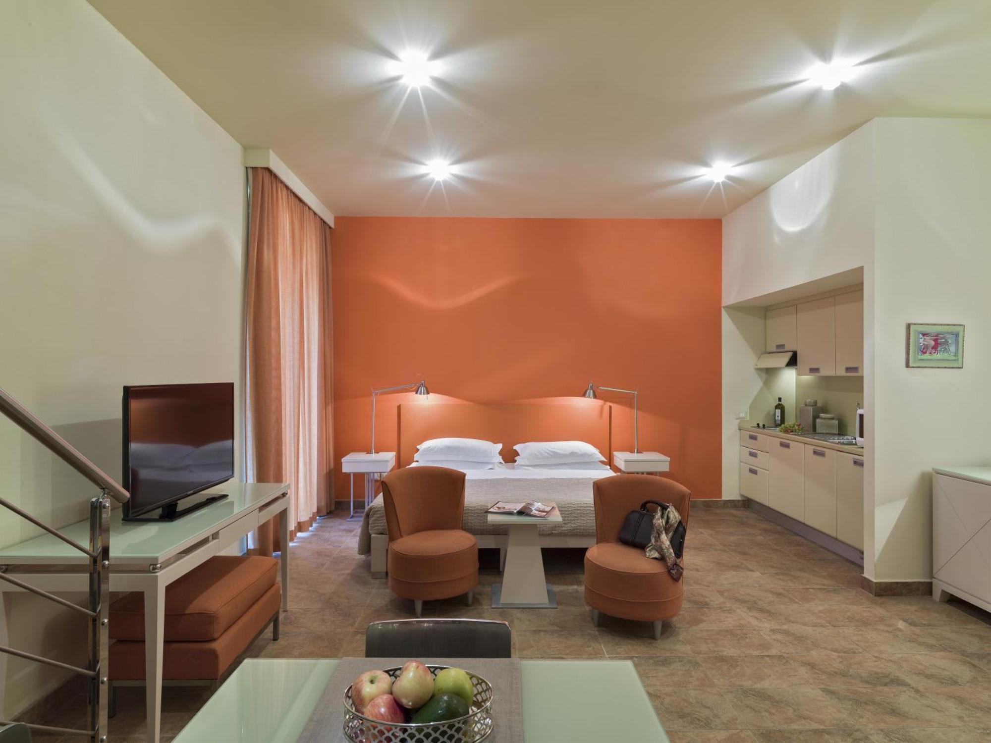 One-Bedroom Apartment,1209501172:JPEG