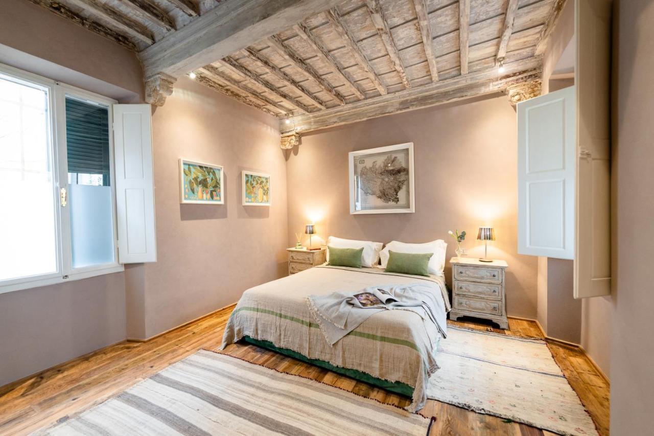 Deluxe Room,1358326100:JPEG