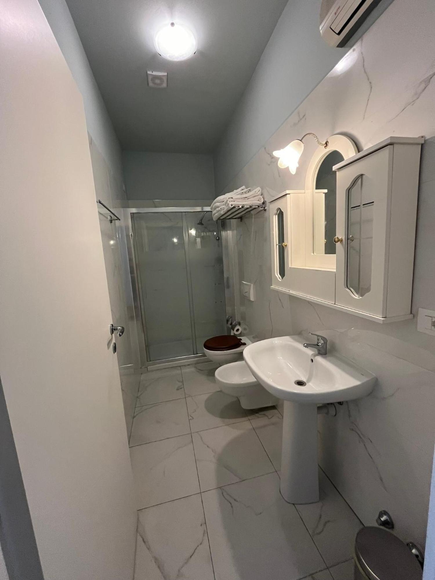Triple Room Private Bathroom