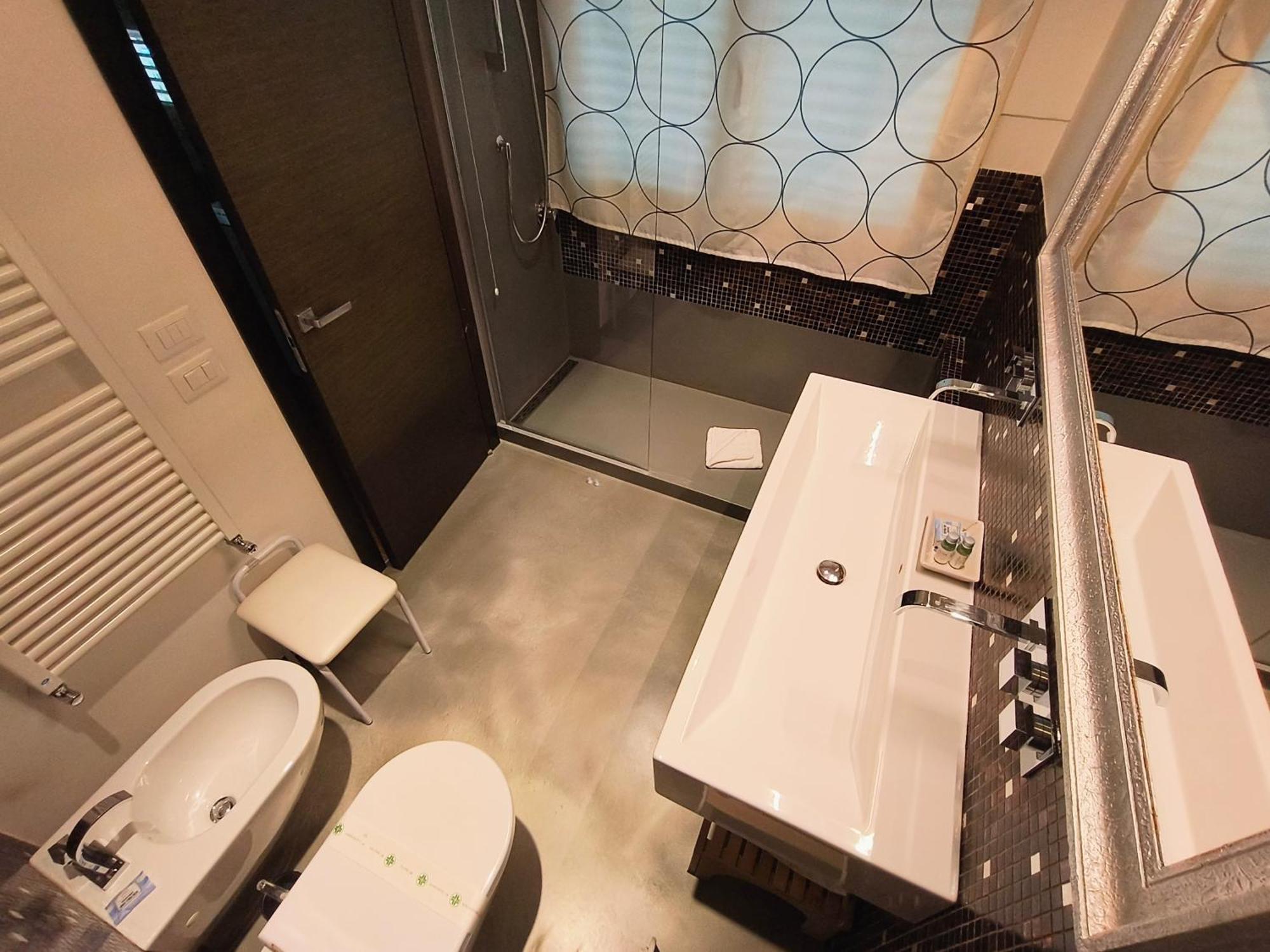 Two-Bedroom Suite,1240903852:JPEG