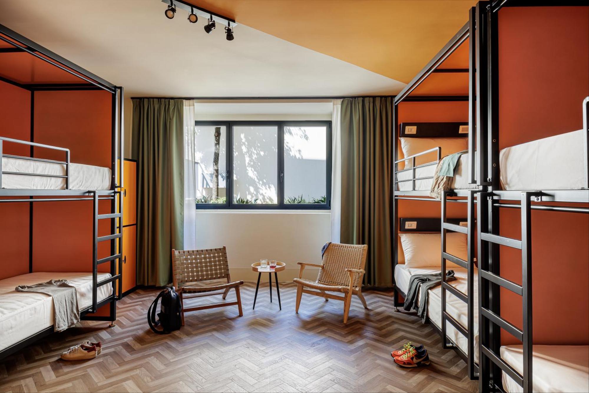 Bed 6-Bed Mixed Dormitory Room