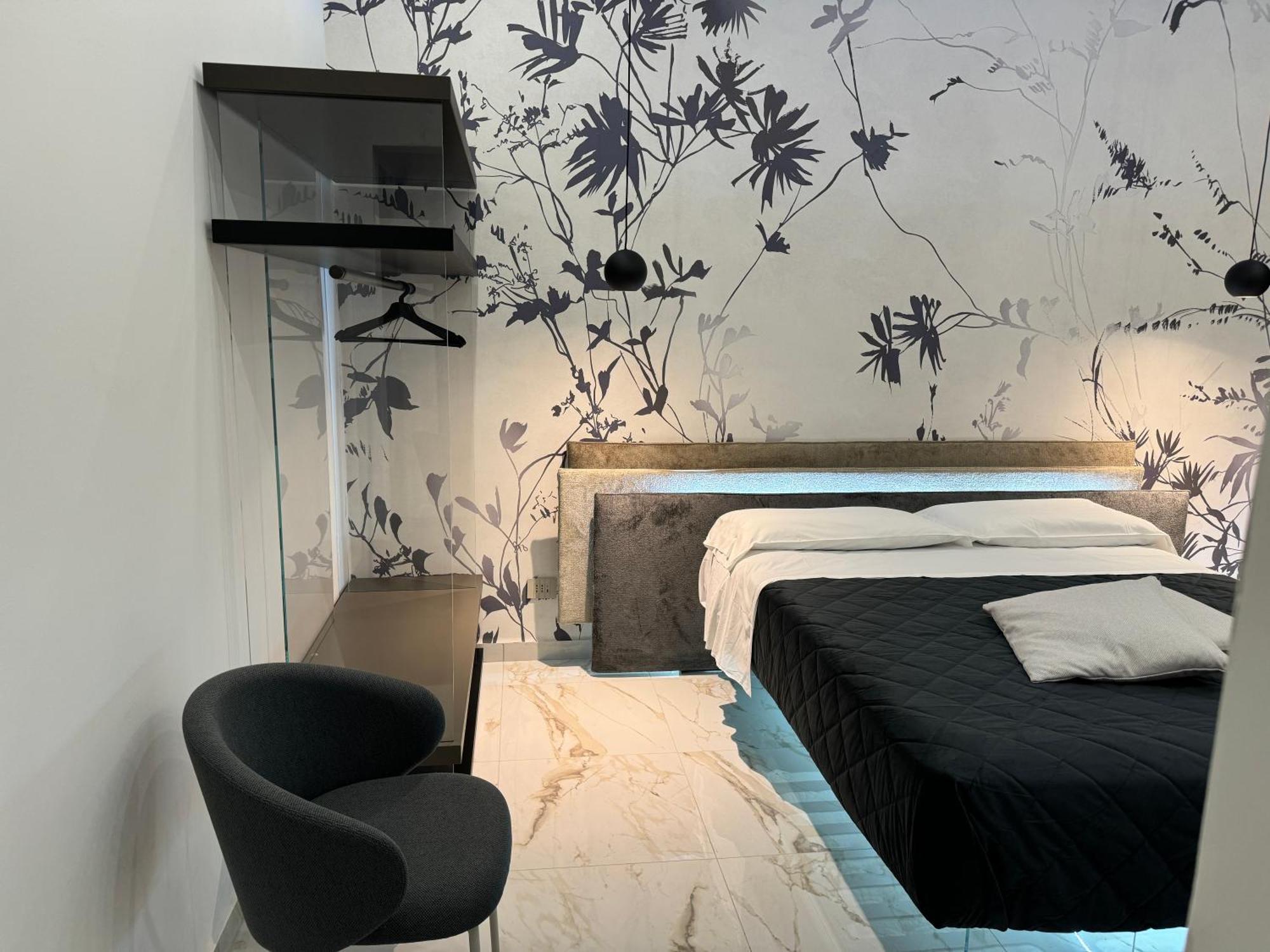 Deluxe Suite Spa Bath