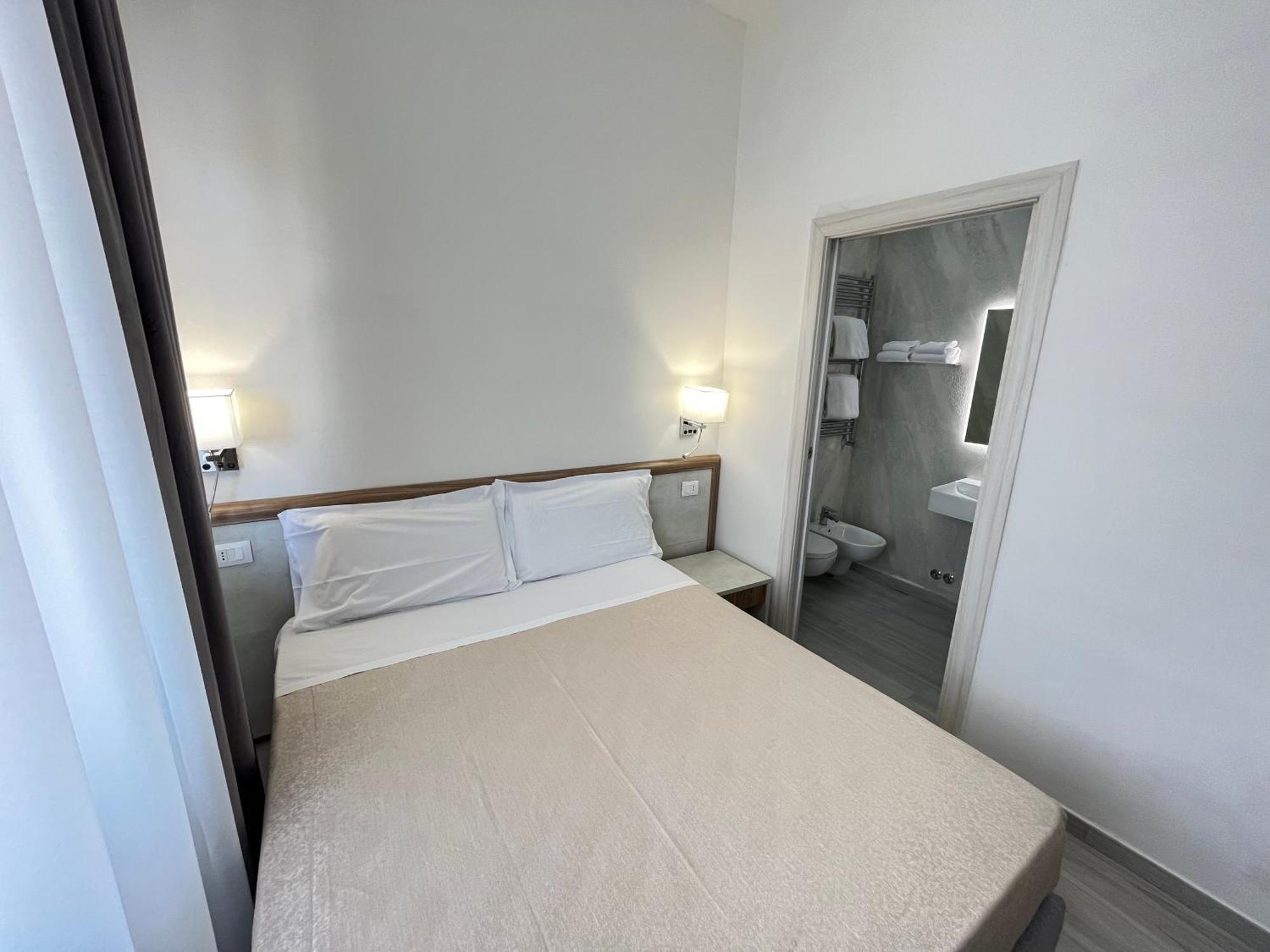 Double or Twin Room with City View,1746912062:JPEG