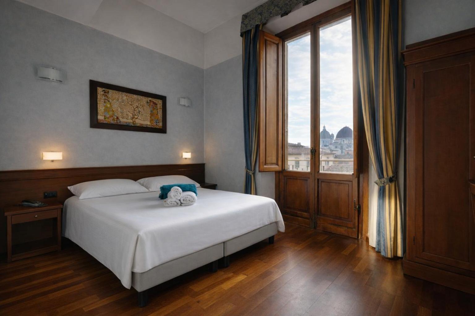 Double or Twin Room Cathedral view