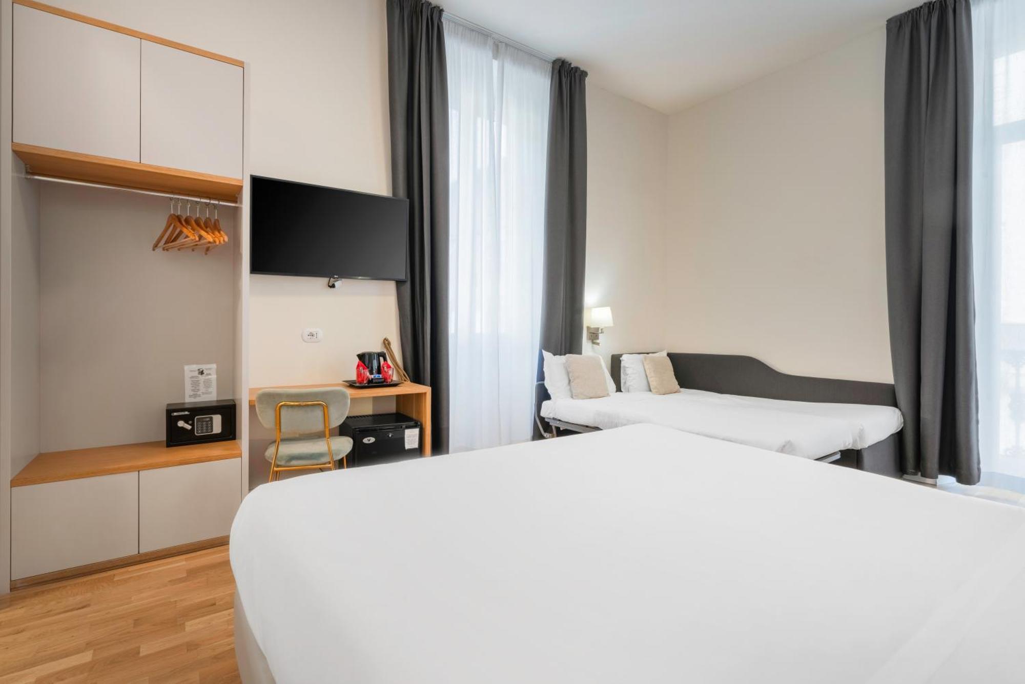 Quadruple Room