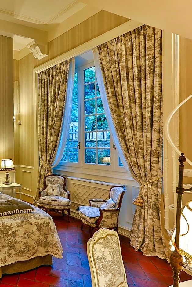 Double Room Split Level