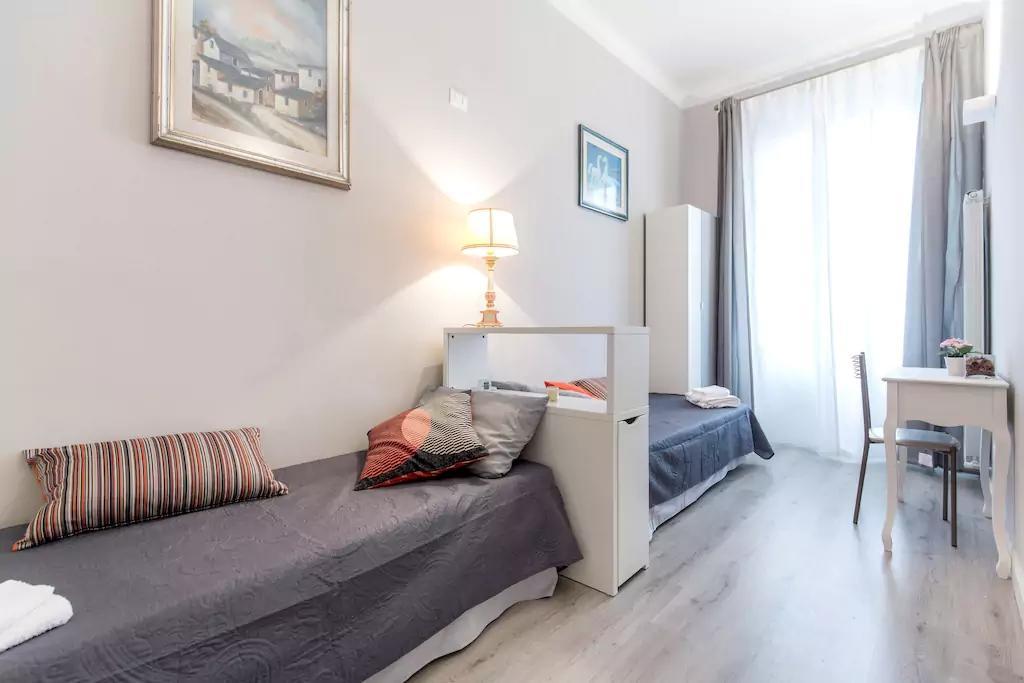 Camera Matrimoniale/Doppia con Letti Singoli con Bagno Privato