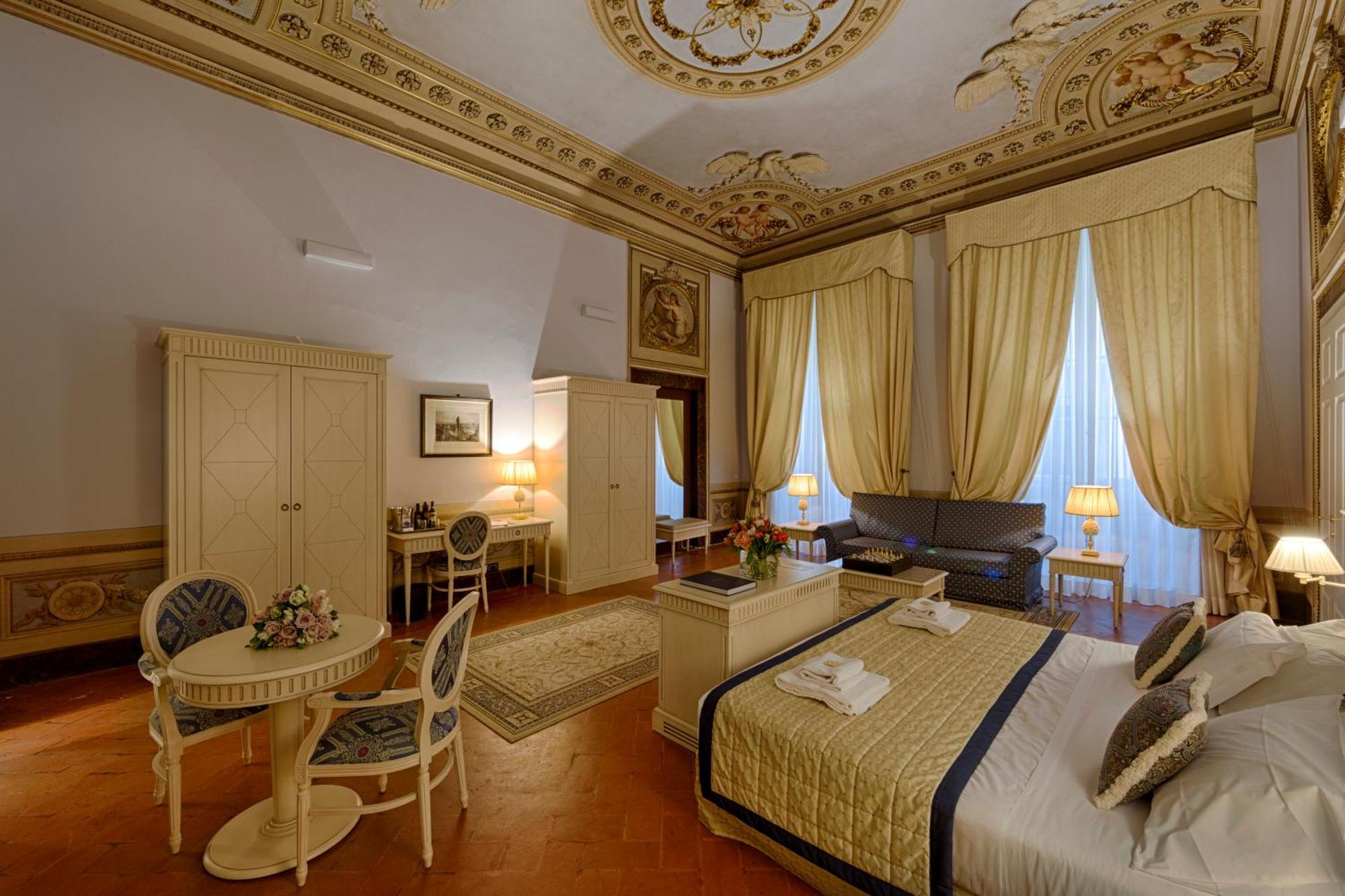 Deluxe Triple Room,1215979063:JPEG