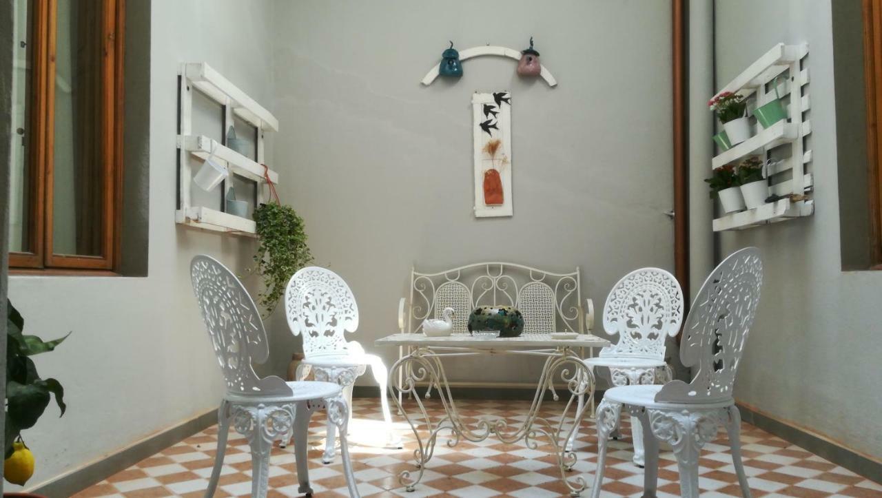 Classic Triple Room,891648313:JPEG
