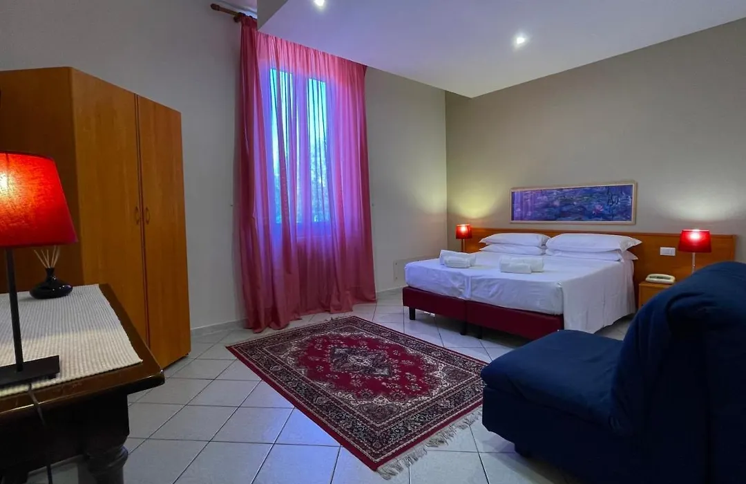 Hotel Leopolda-1