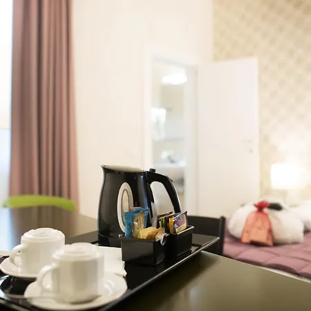 Hotel Montreal-2