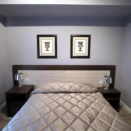 Florence Rooms67-3