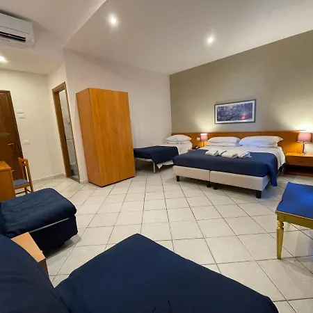 Hotel Leopolda-2