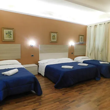 PICCOLO HOTEL Con Access ZTL !!! Ɲel Ƈentro Storico di Ƒirenze !!!-3