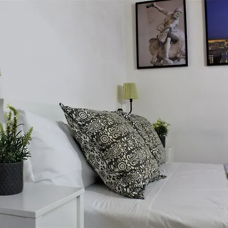 Crystal Ship Apartments-2